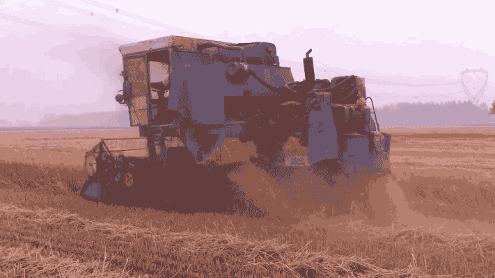 鄭州中聯副總經理楊斌:投身中國農機化事業,我驕傲! 2.14.gif